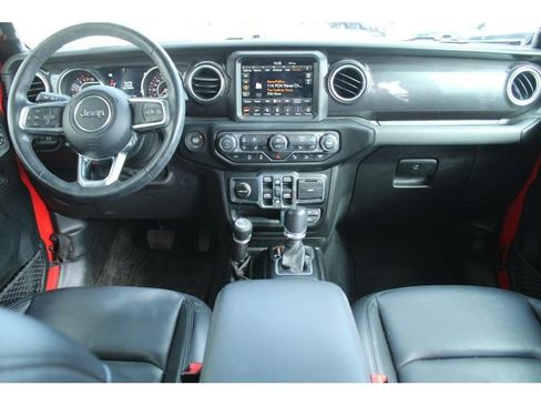 Used 2021 Jeep Wrangler Unlimited Sahara image 14