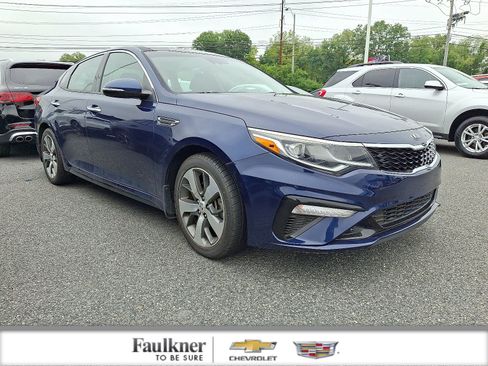 Used 2019 Kia Optima S w/ S Panoramic Sunroof Package FWD image 1