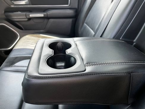 Used 2019 RAM 1500 Laramie w/ Off Road Group AWD/4WD image 27