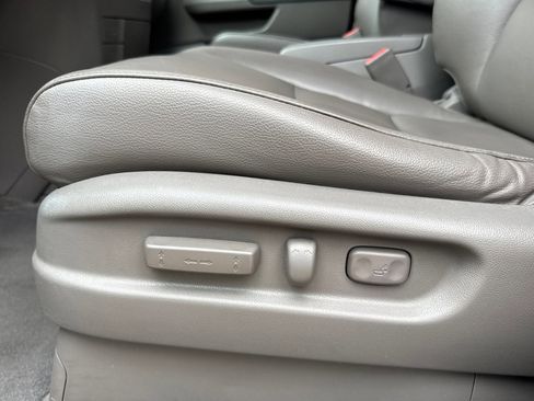 Used 2011 Honda Odyssey EX-L image 14