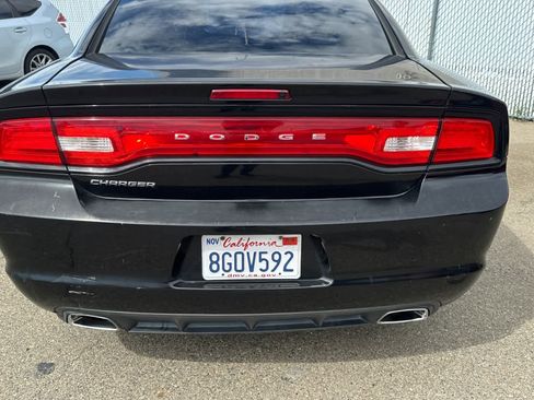 Used 2014 Dodge Charger SE RWD image 22