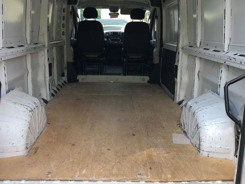 Used 2021 RAM ProMaster 2500 FWD image 6