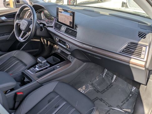 Used 2023 Audi Q5 2.0T Premium Plus w/ Premium Plus Package AWD/4WD image 21