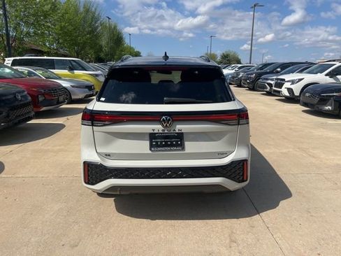 New 2026 Volkswagen Tiguan SE R-Line AWD/4WD image 5