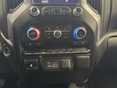 Used 2020 GMC Sierra 1500 SLE w/ Preferred Package image 26