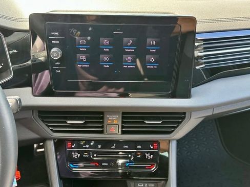 Certified 2026 Volkswagen Jetta Sport FWD image 21