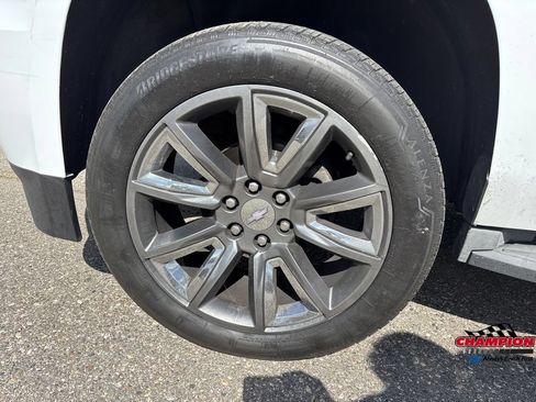 Used 2015 Chevrolet Tahoe LT AWD/4WD image 11
