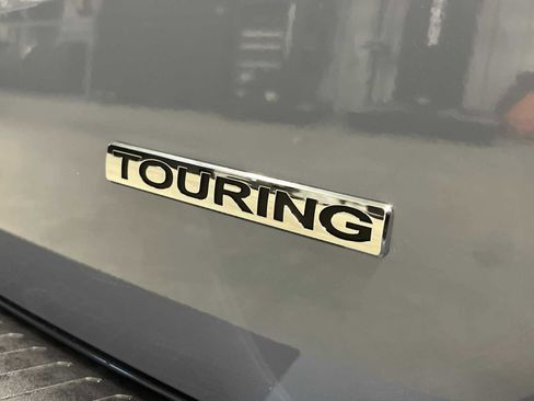 New 2026 Honda Odyssey Touring image 7