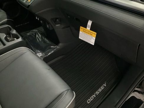 New 2026 Honda Odyssey Touring image 27