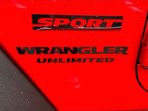 Used 2014 Jeep Wrangler Unlimited Sport w/ Quick Order Package 24S image 32