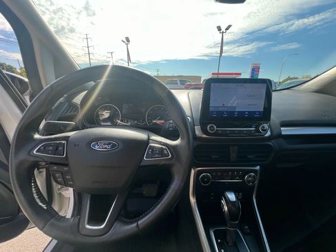 Used 2020 Ford EcoSport SES w/ SES Black Appearance Package image 19