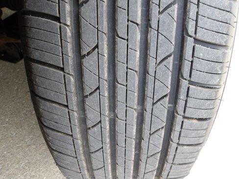 Used 2012 Chevrolet Traverse LT image 38