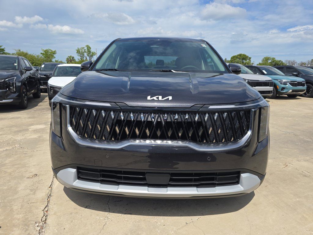 New 2026 Kia Carnival FWD image 3
