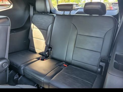 Used 2026 Buick Enclave Sport Touring w/ Power Package FWD image 13