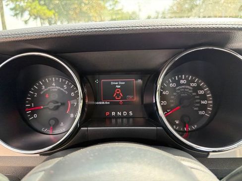 Used 2017 Ford Mustang GT Premium RWD image 15