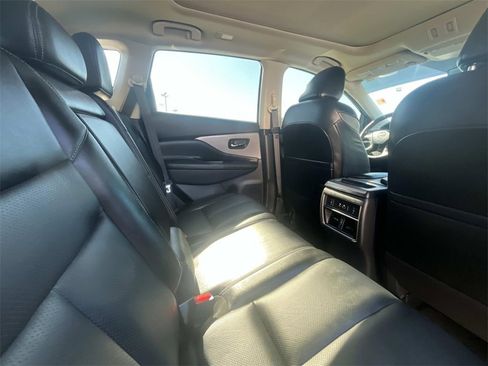 Used 2024 Nissan Murano SL image 16