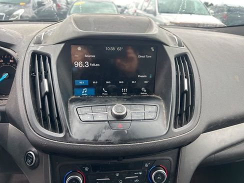 Used 2019 Ford Escape SE image 10