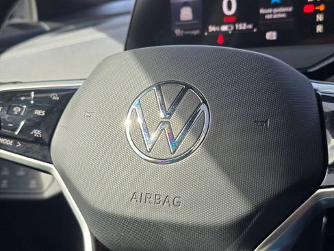 Used 2023 Volkswagen ID.4 Pro S RWD image 31