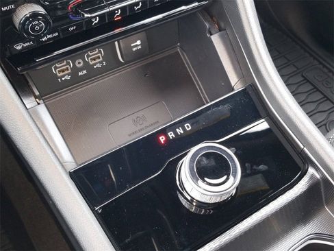 New 2025 Jeep Grand Cherokee Laredo X w/ Luxury Tech Group I image 13