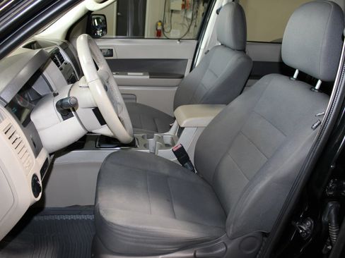 Used 2009 Ford Escape XLT FWD image 21