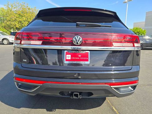 Used 2024 Volkswagen Atlas Cross Sport SE image 14