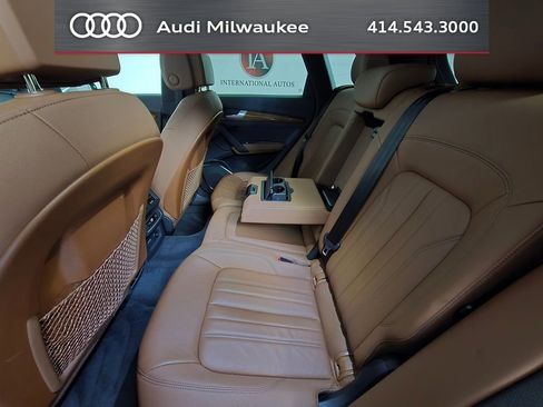 Used 2023 Audi Q5 2.0T Premium w/ Convenience Package AWD/4WD image 20