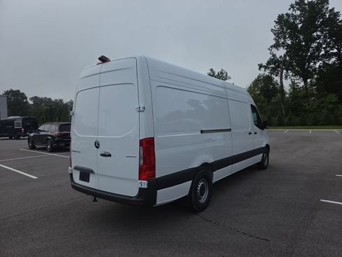 New 2026 Mercedes-Benz Sprinter 2500 image 4