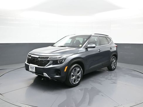 Certified 2024 Kia Seltos S AWD/4WD image 1