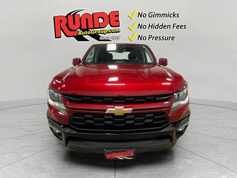 Used 2021 Chevrolet Colorado LT w/ LT Convenience Package AWD/4WD image 9