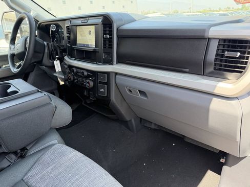 New 2026 Ford F250 XLT w/ FX4 Off-Road Package AWD/4WD image 11