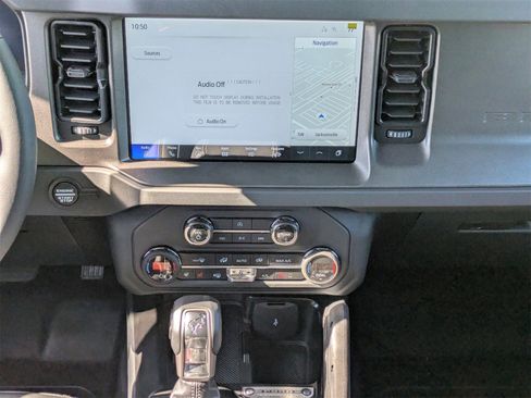 New 2025 Ford Bronco Badlands w/ Sasquatch Package image 19