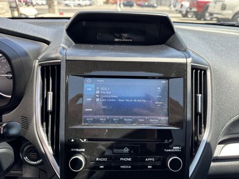 Used 2019 Subaru Forester Premium AWD/4WD image 20