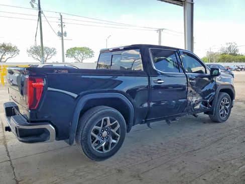 Used 2022 GMC Sierra 1500 SLT w/ SLT Premium Plus Package AWD/4WD image 3