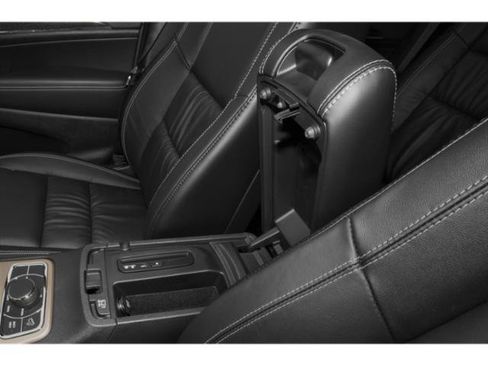 Used 2015 Jeep Grand Cherokee Limited w/ Trailer Tow Group IV image 21