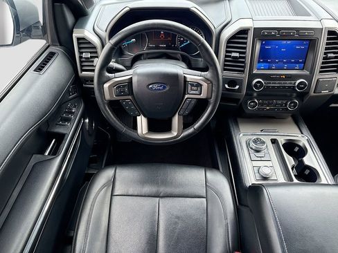 Used 2020 Ford Expedition XLT w/ Equipment Group 202A image 10