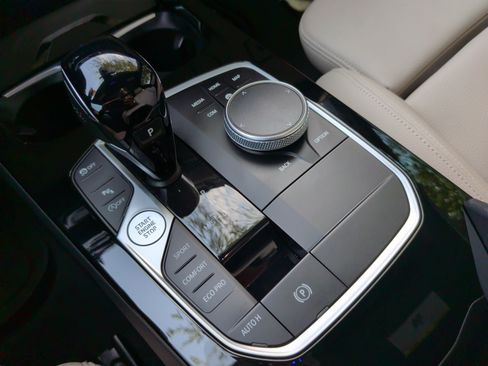 Used 2022 BMW 228i Gran Coupe w/ Convenience Package FWD image 19