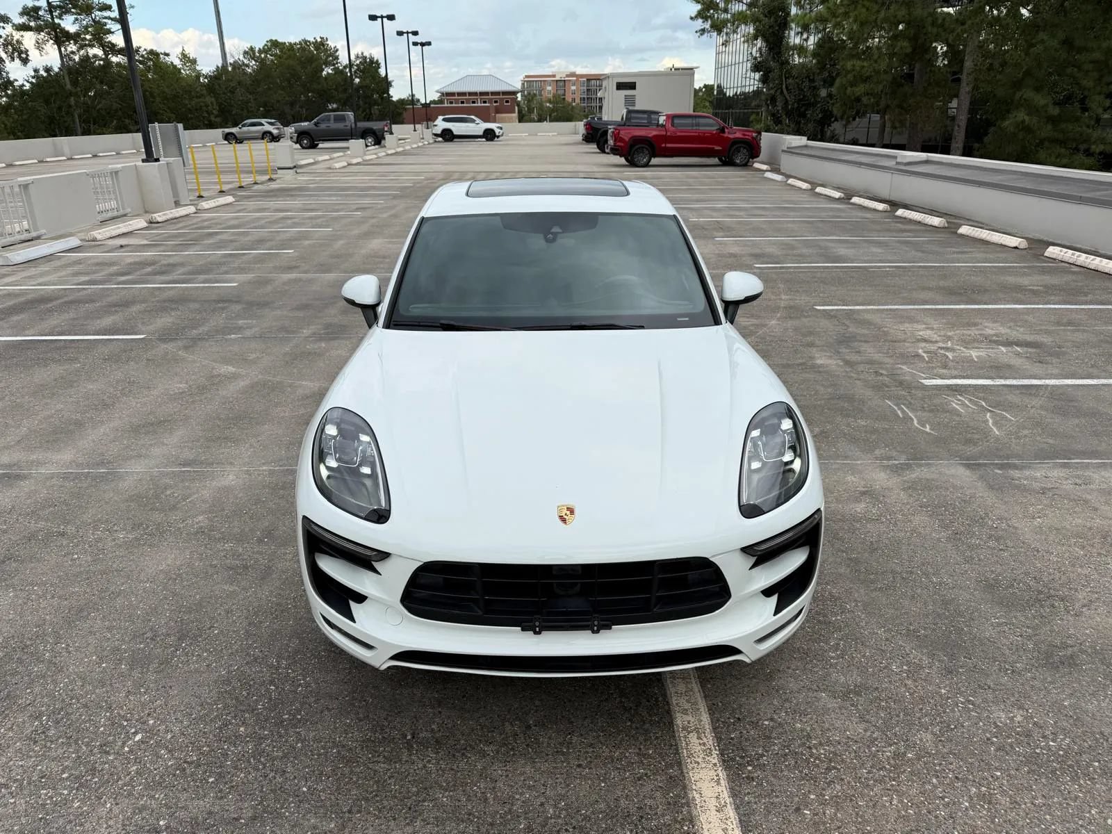 Used 2018 Porsche Macan GTS AWD/4WD image 17