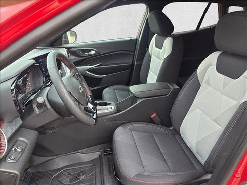 New 2026 Chevrolet Trax RS FWD image 4