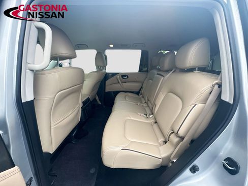 Used 2024 Nissan Armada SV RWD image 33