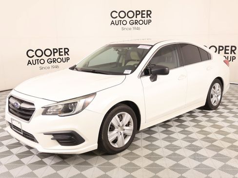 Used 2019 Subaru Legacy 2.5i AWD/4WD image 9