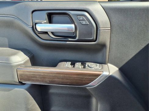Used 2021 Chevrolet Silverado 1500 LT RWD image 20