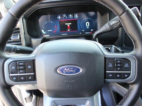 Used 2025 Ford F350 Lariat w/ Tremor Off-Road Package image 13