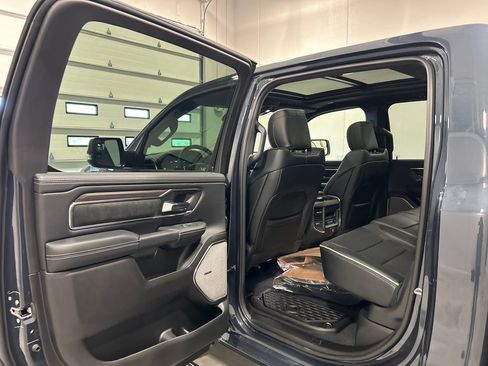New 2026 RAM 1500 Laramie AWD/4WD image 31