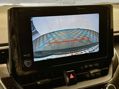 Used 2025 Toyota Corolla LE w/ LE Premium Package FWD image 14