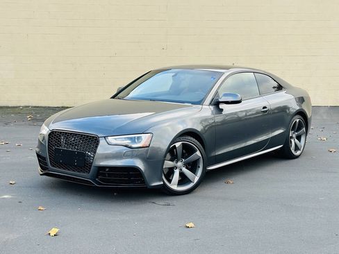 Used 2017 Audi S5 3.0T Coupe w/ Technology Package image 4