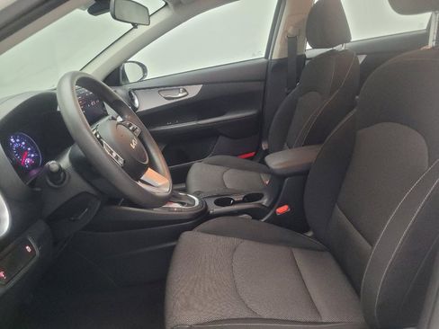 Used 2024 Kia Forte LXS FWD image 17