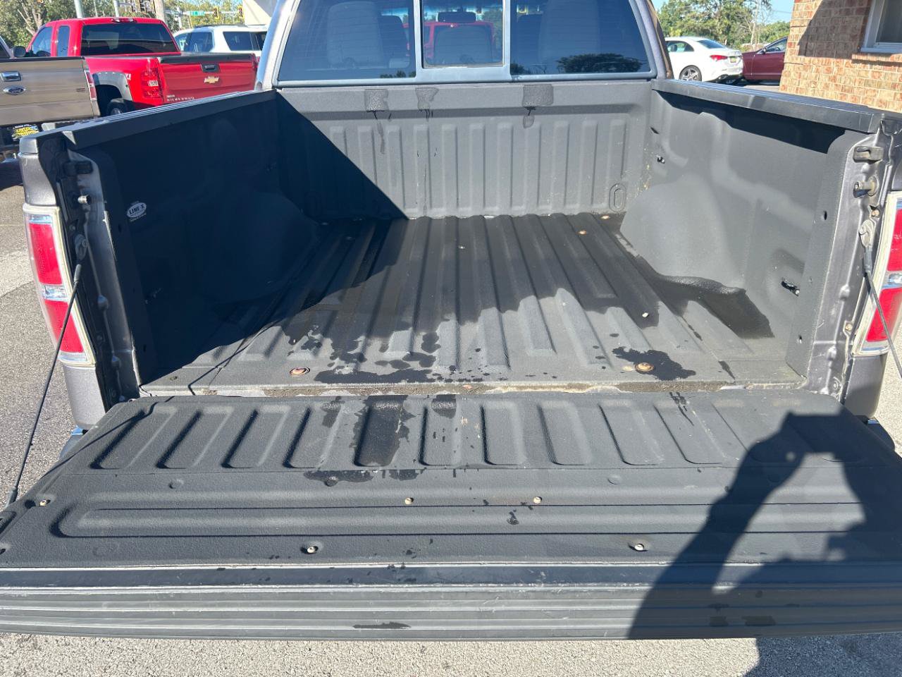 Used 2011 Ford F150 XLT w/ XLT Chrome Pkg AWD/4WD image 21