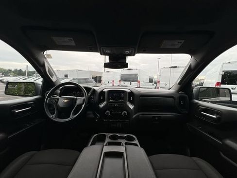 Used 2024 Chevrolet Silverado 1500 Custom w/ Turbomax Blackout Package AWD/4WD image 10