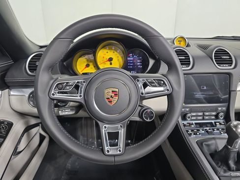 Used 2025 Porsche 718 Boxster GTS image 14