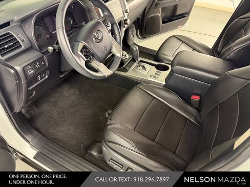 Used 2024 Toyota 4Runner SR5 AWD/4WD image 19
